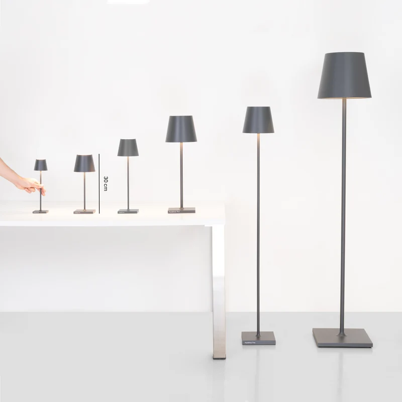 Poldina mini lampada da tavolo