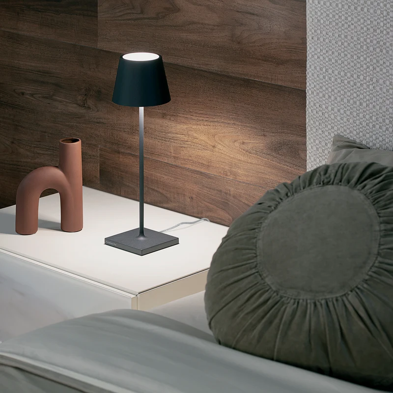 Poldina 230V lampada da tavolo