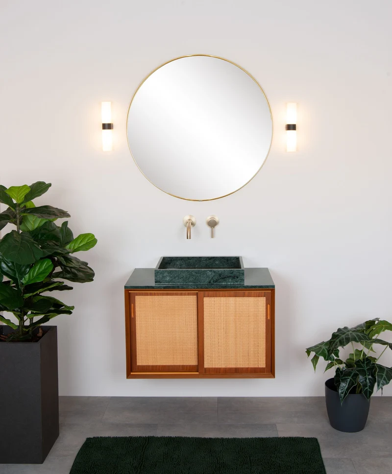 Badezimmer-Wandleuchte Jesse 2-flammig IP44 Glas Schwarz