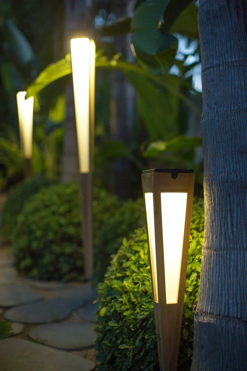 Les Jardins Solar-Fackel Tecka Tuarek H 52cm aus Teakholz