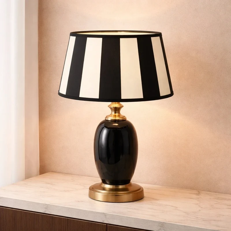 Lampenschirm King Schwarz gestreift rund – E27 Stoff konisch 25 cm | Light & Living
