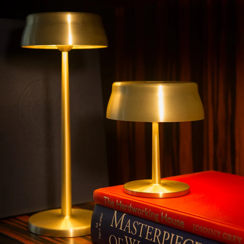 Sister Light Wi-Fi mini lampada da tavolo