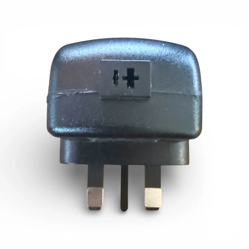 Hoshingmei HSP18-12BS 12V 1.5A 18W LED Steckernetzteil UK Typ G BS136