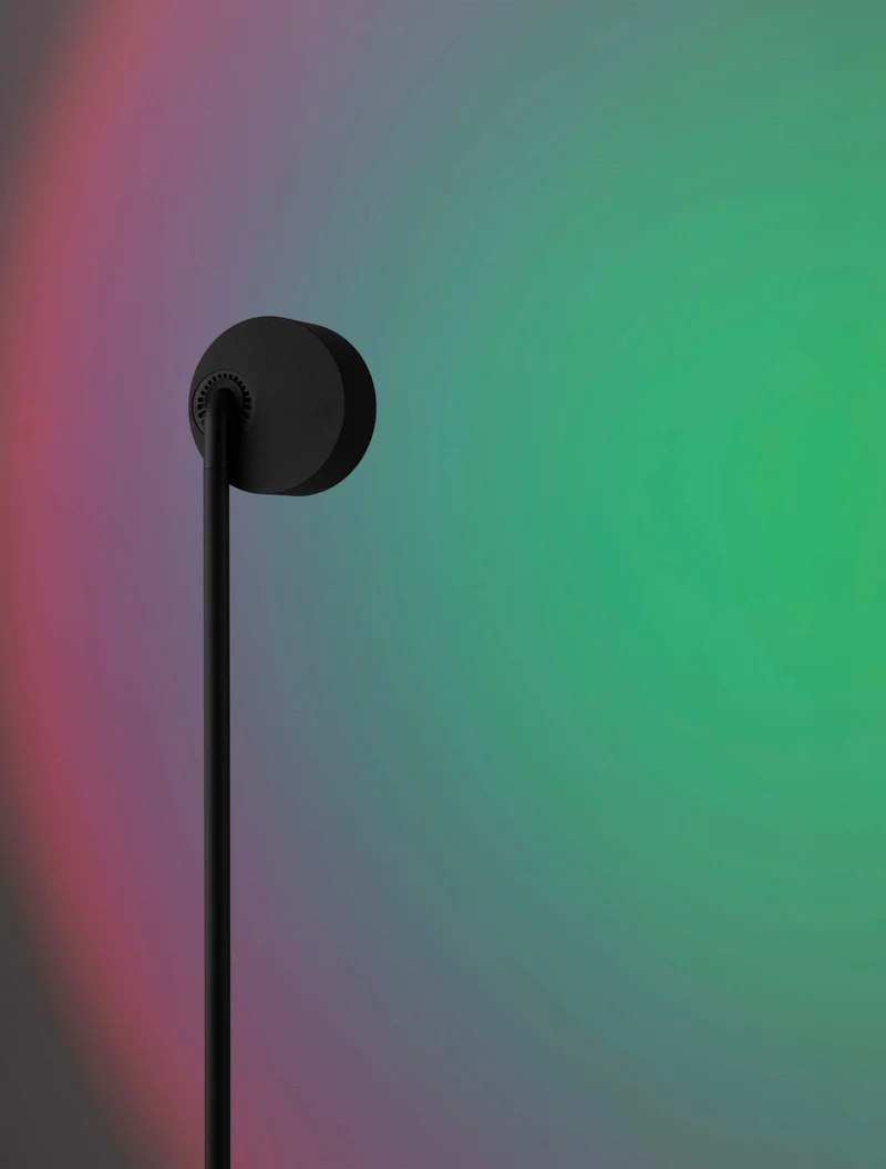 Irida Stehlampe 3000K Schwarz