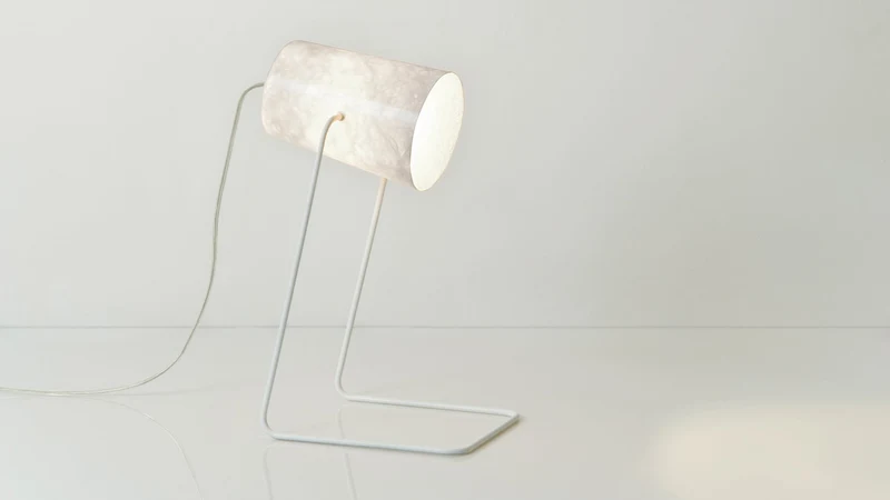 Paint T Nebula Lampe de Table