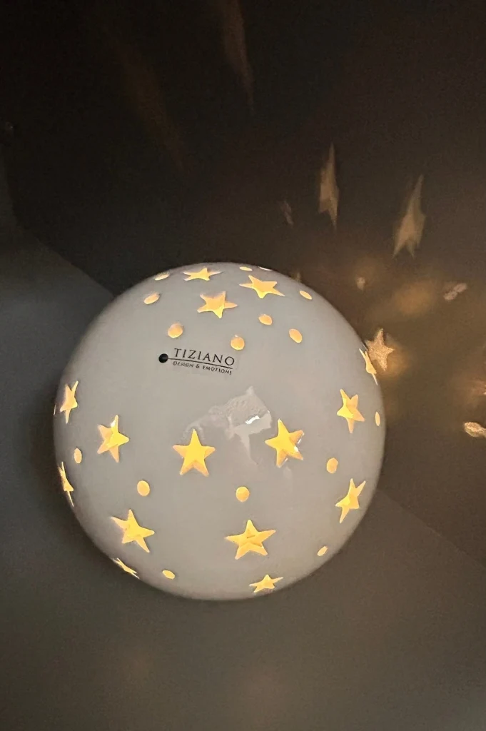 Lichtkugel Padova LED m. Stern creme-weiß