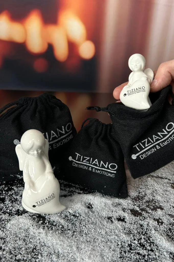 Geschenksäckchen Engel Nora mit Herz creme-weiß