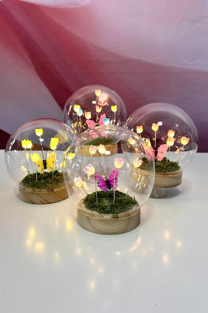 Deko Lichtkugel LED mit Schmetterling+Blumen