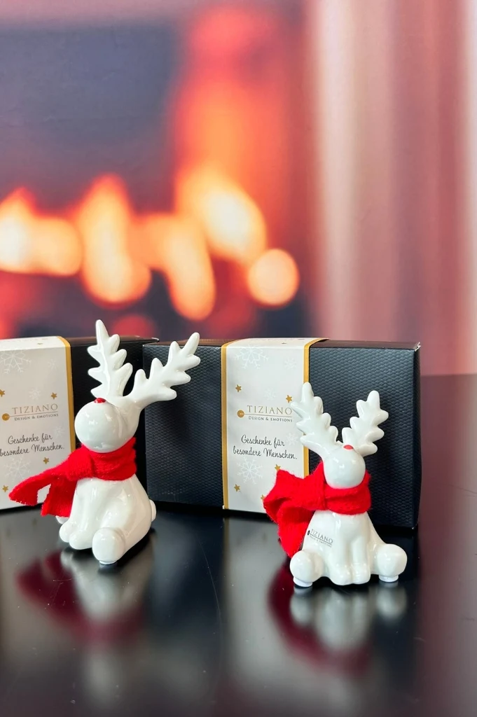 Deko Rentier Rudolph sitzend in Geschenkkarton