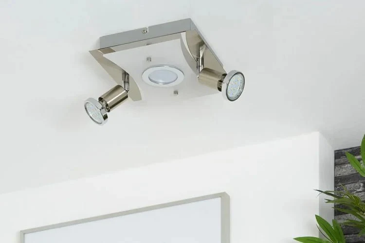 LED Deckenleuchte eckig mit Strahlern RIPOSO 3flg nickel matt