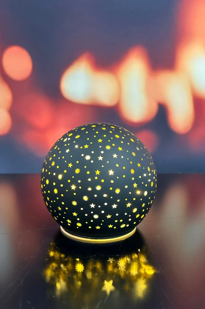 Deko Lichtkugel LED Sterne schwarz