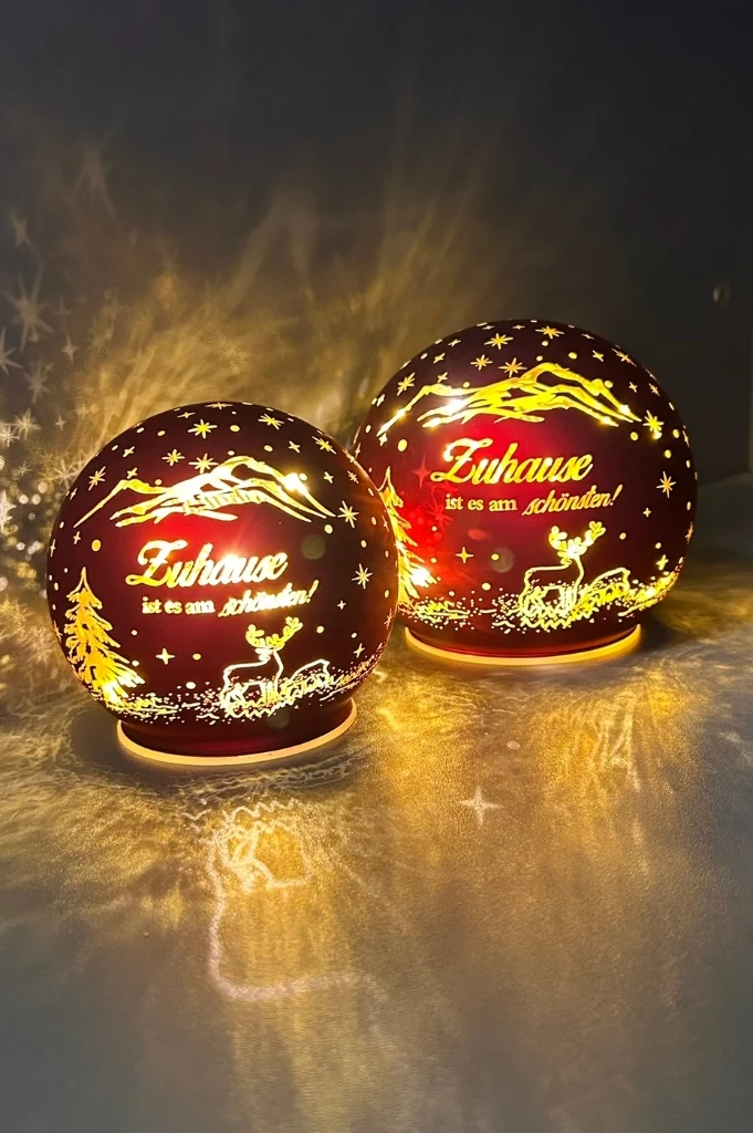 Deko Lichtkugel mit Schrift Zuhause ist es am schönsten rot