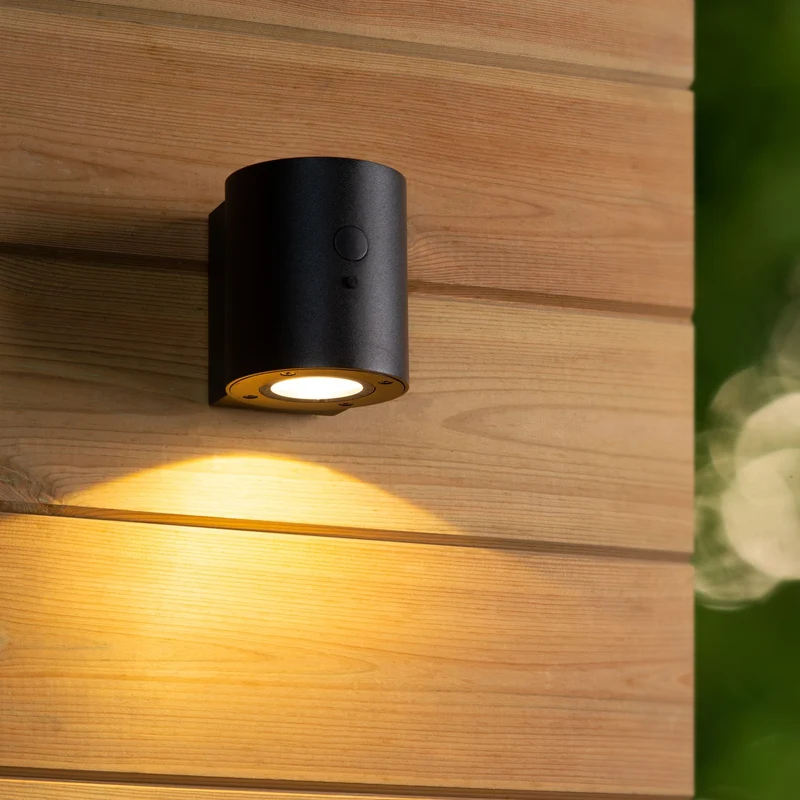 LED-Außenwandleuchte Perth solarbetrieben IP65 mit Bewegungsmelder Schwarz