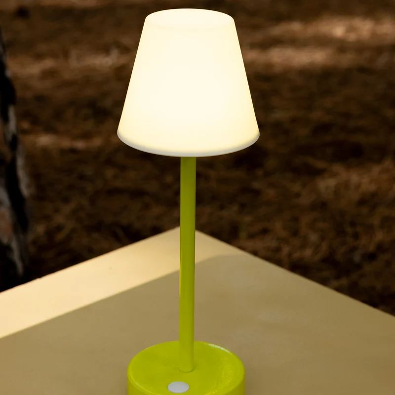 TISCHLAMPE LOLA SLIM 30 LIME