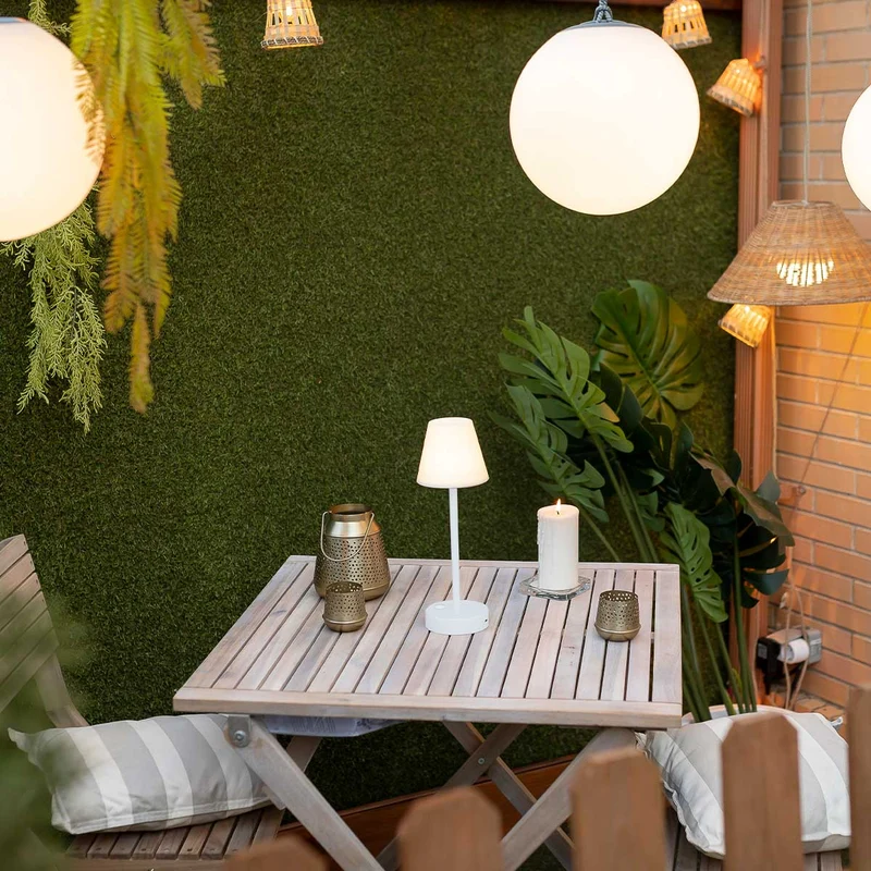 TISCHLAMPE LOLA SLIM 30 LIME