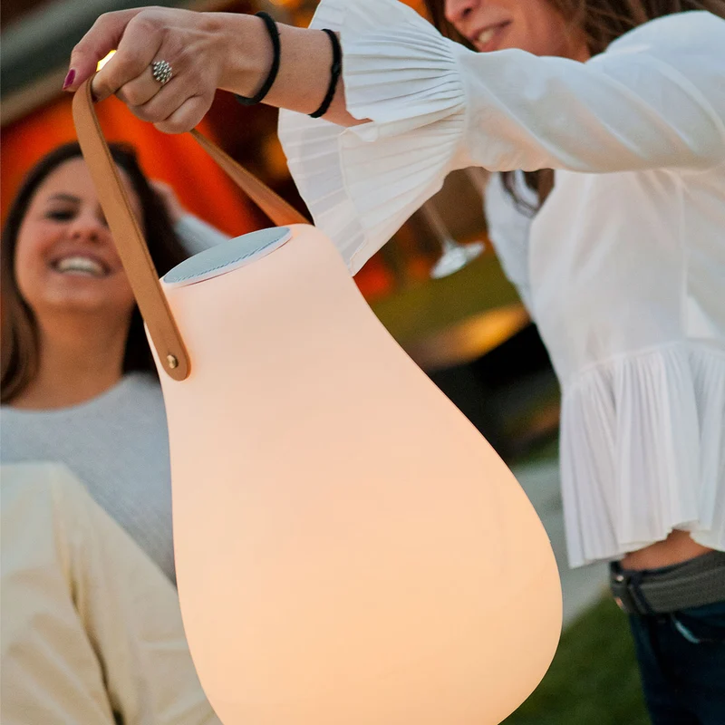 Kurby Play tragbarer Lautsprecher mit Licht