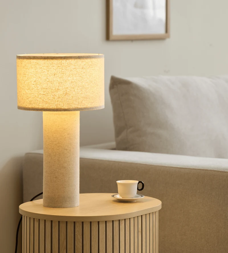 Mariah Tischlampe mit Lampenschirm aus Leinen, 42 x 24 cm