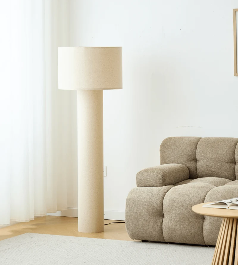 Mariah Stehlampe mit Lampenschirm aus Leinen, 145 x 50 cm