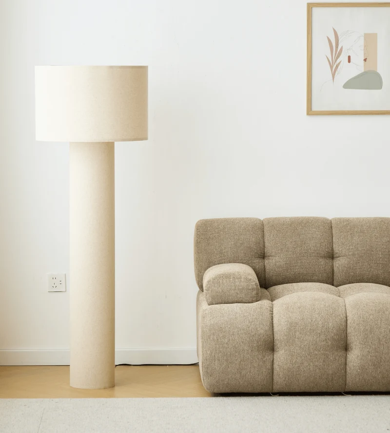 Mariah Stehlampe mit Lampenschirm aus Leinen, 145 x 50 cm