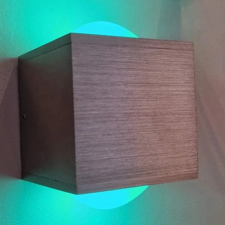 LED Wandlampe Lens RGB + CCT dimmbar mit Fernbedienung – Up & Down, Aluminium eckig