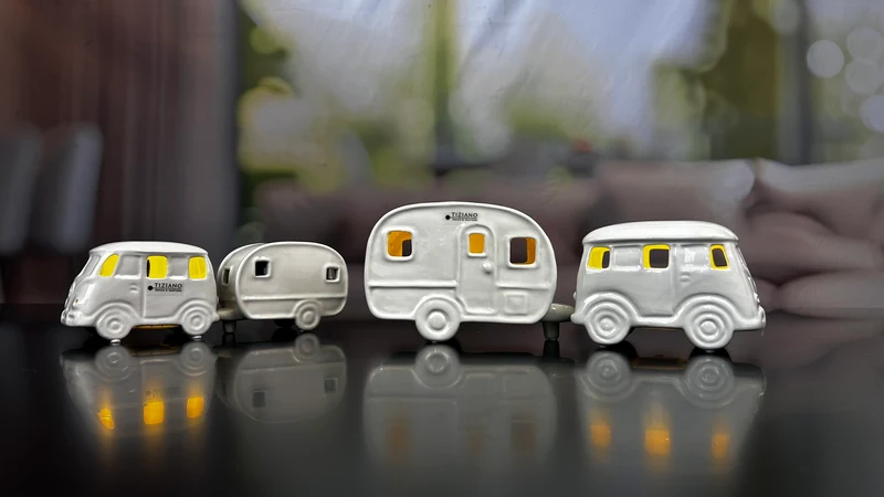 Deko Bus Caso LED creme-weiß