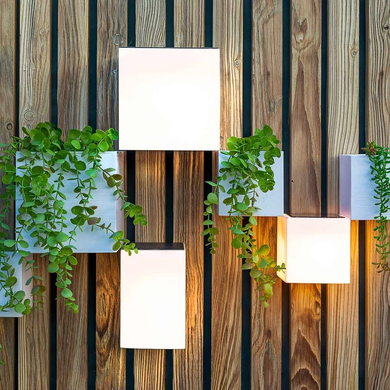 Wandleuchte mit Solarladung WALLY