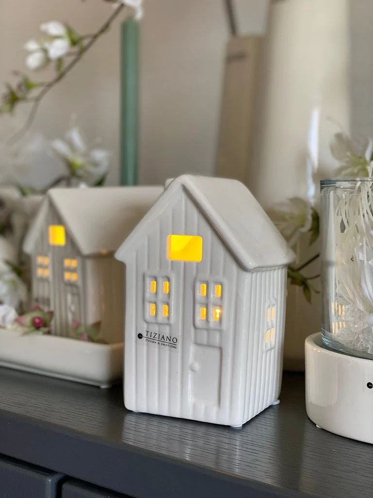 Deko Haus Partina hoch LED