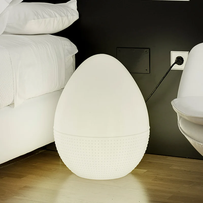 EIFÖRMIGE LAMPE OVO