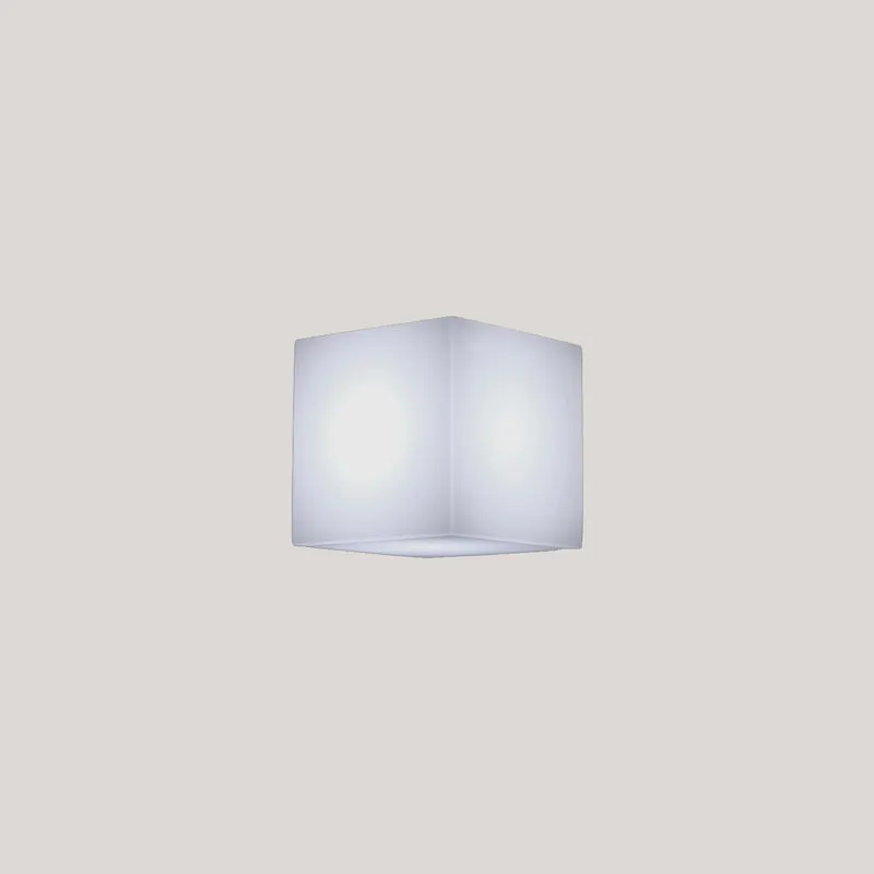 Cuby Wandleuchte