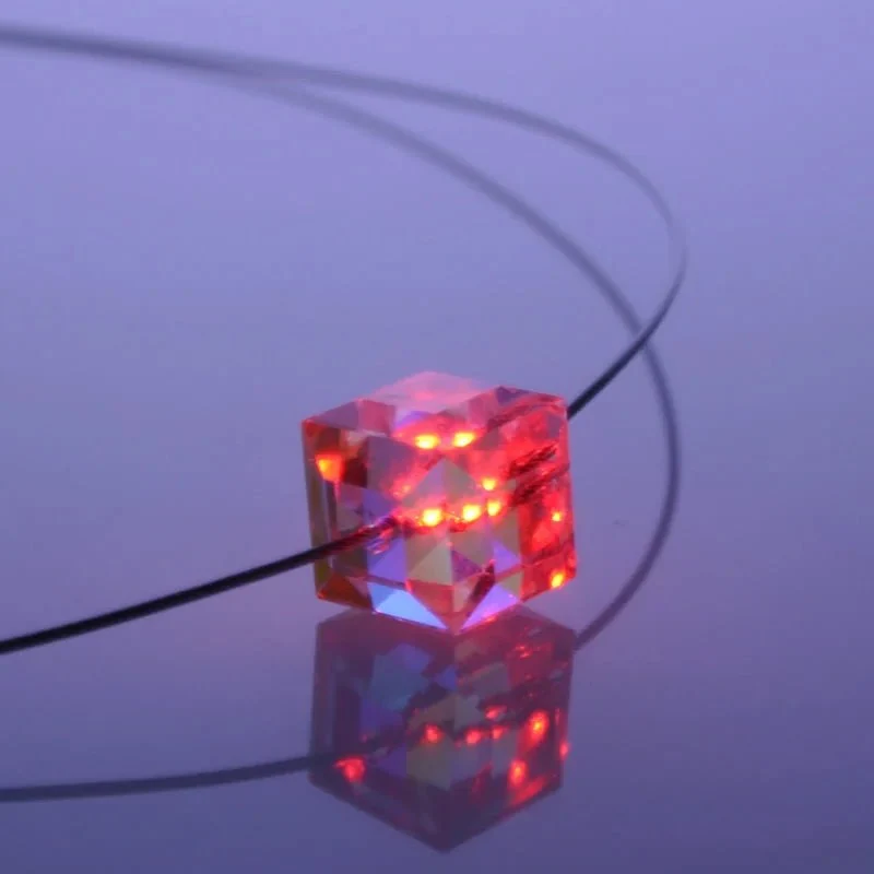 3er Set LED Halskette mit Kristall Cube mit Swarovski® Elements