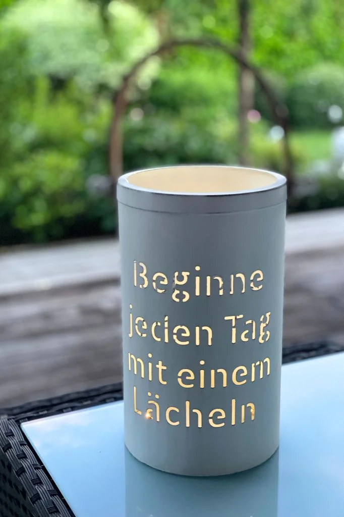 Windlicht "Beginne den Tag mit einem Lächeln"