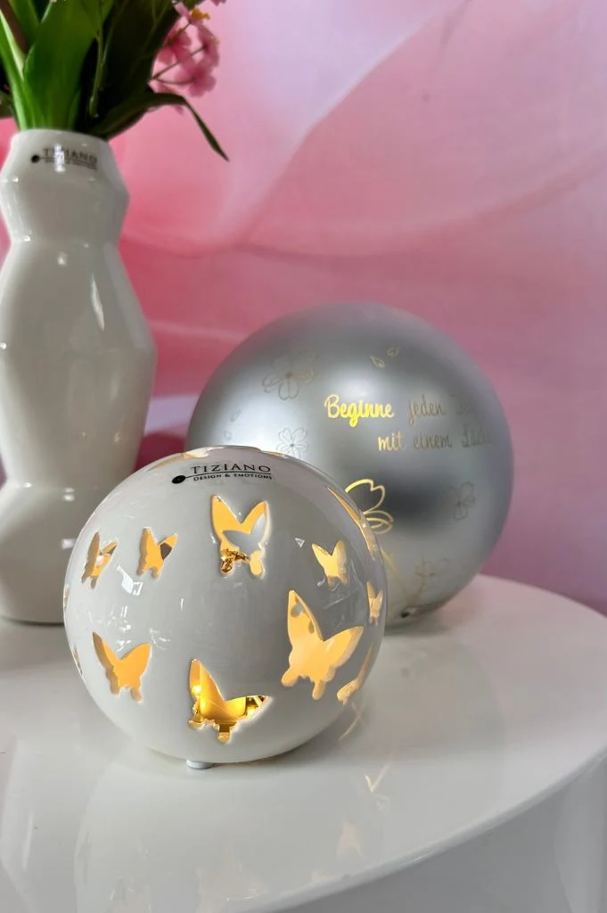 Dekoset Dekofigur Amorino umarmend+LED Kugel Vaiano