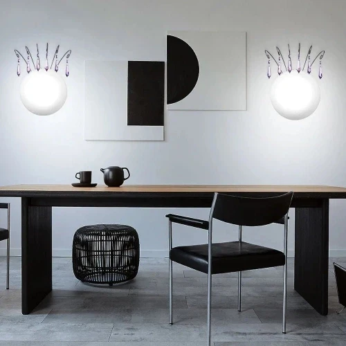 Wandlampe Princess für Mädchenzimmer Glas weiß rund mit lila Kristallen