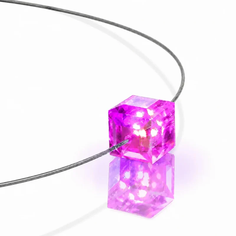 Leuchtende Halskette LED Kristall Cube pink mit Swarovski®- Elements