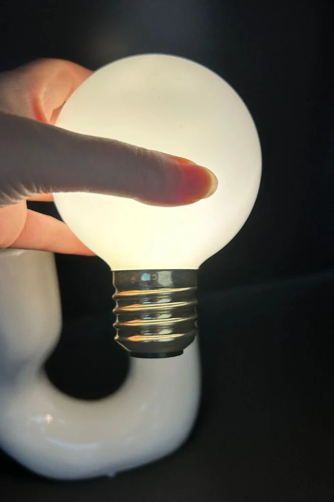 Glühbirne LED mit USB Kabel 9,5