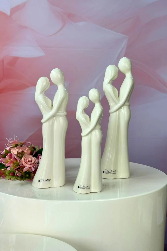 Figur Adelina creme-weiß