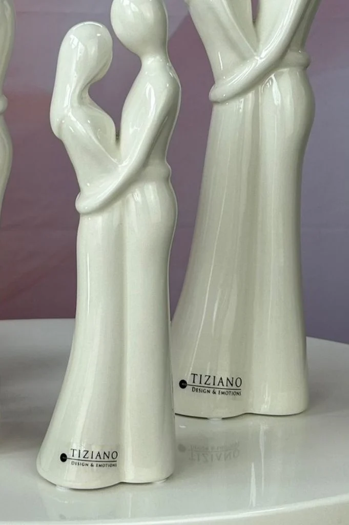 Figur Adelina creme-weiß