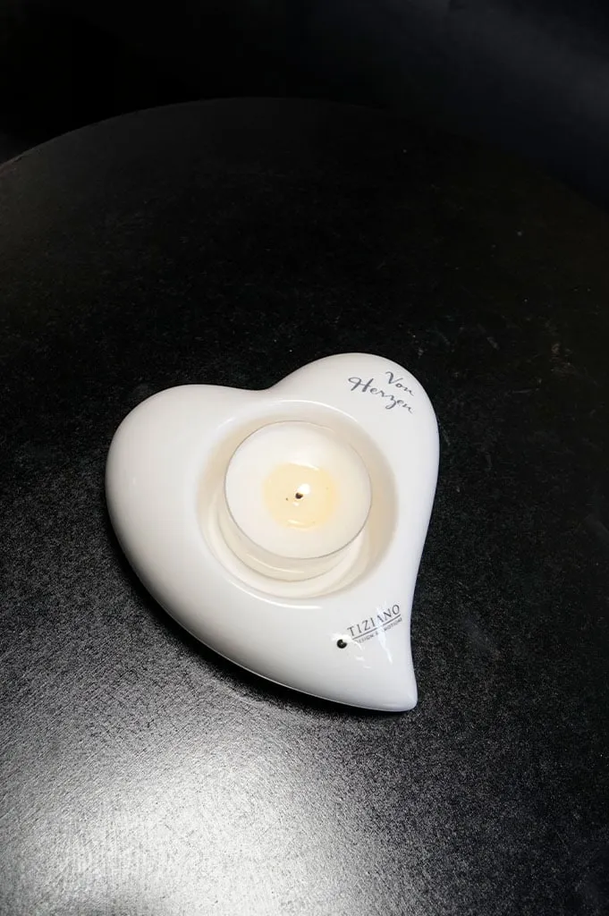 Herzteelicht Amore flach 13,5cm mit Schrift "Von Herzen"