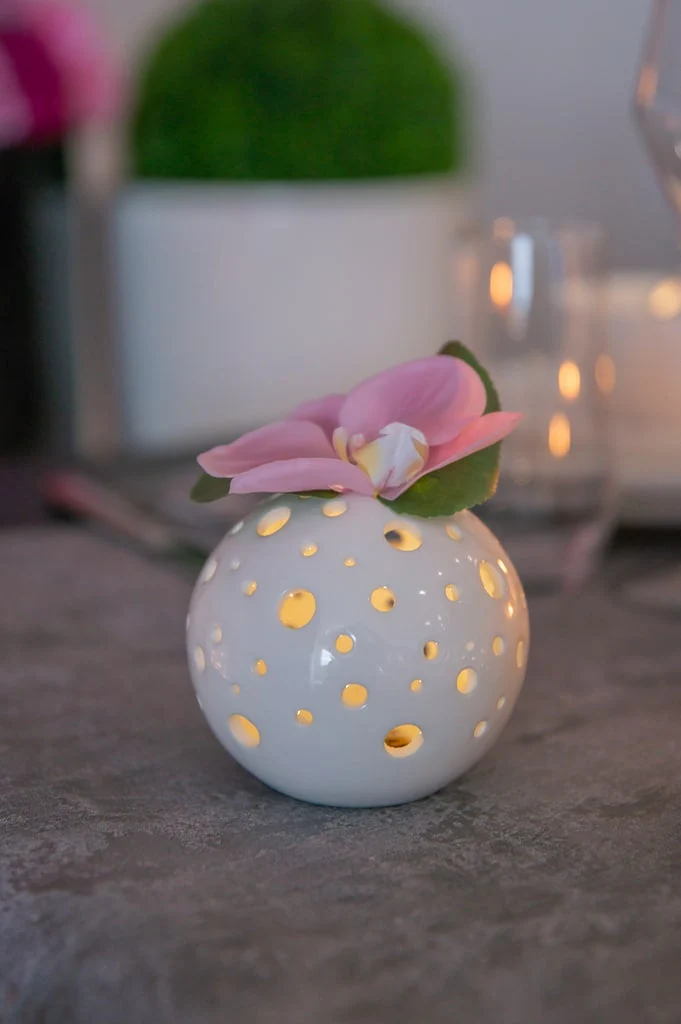 Lichtkugel Padova mit Orchidee rosa-gelb