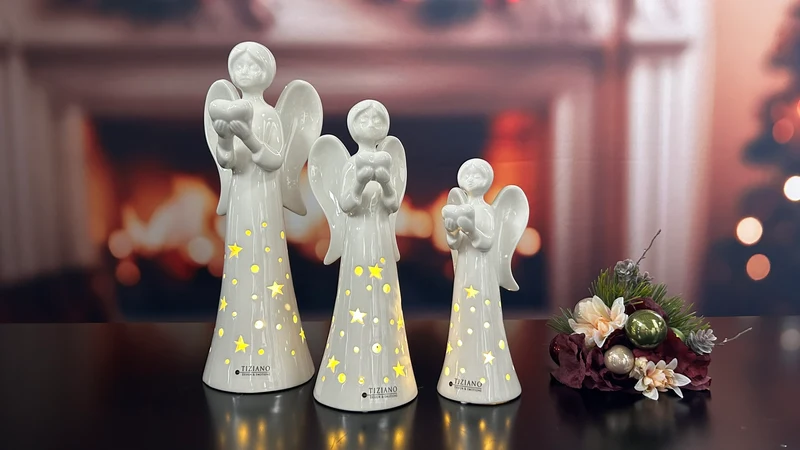Engel Laila LED mit Stern creme-weiß