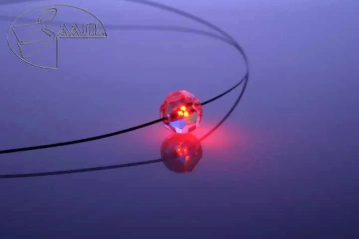 Armband LED Kristall Ball Rot mit Swarovski® Elements – Firejewel