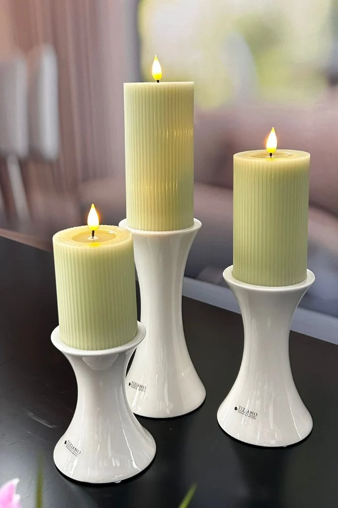 LED-Kerze grün dünn