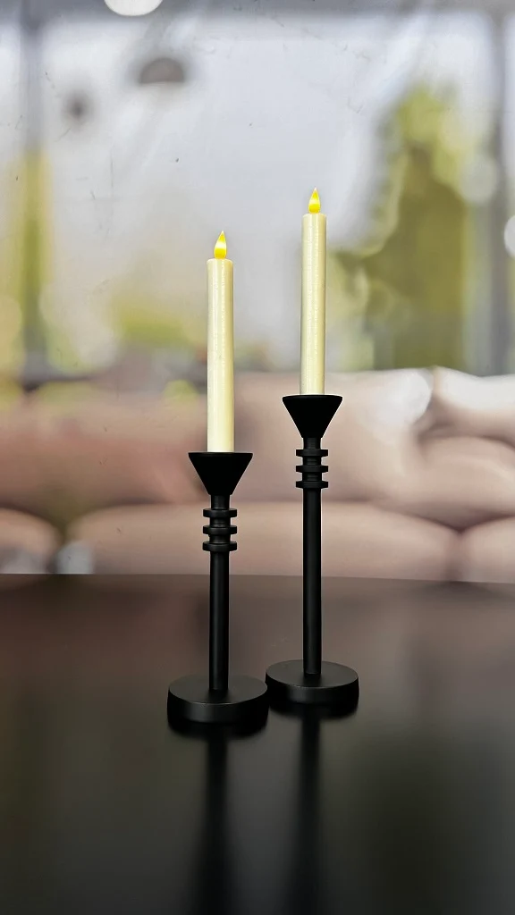 Kerzenleuchter schwarz