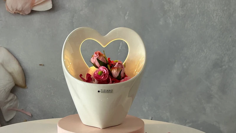 Pflanzgefäß Herz Simonetta creme-weiß