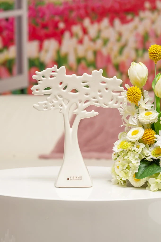 Deko Baum Joy weiß-creme