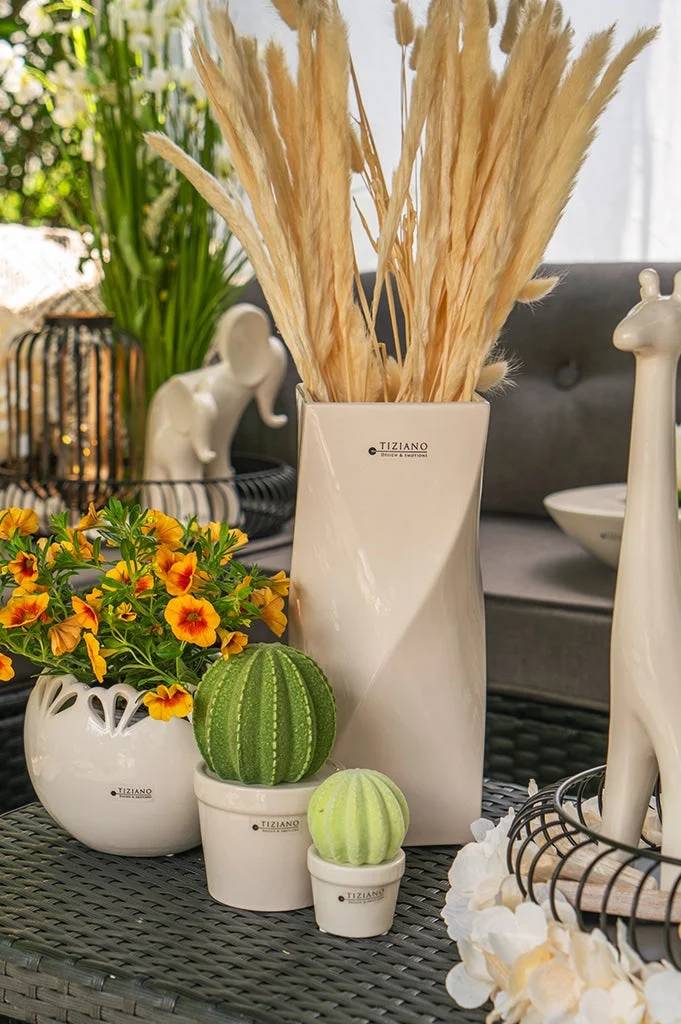 Vase Tenuta eckig weiß-creme