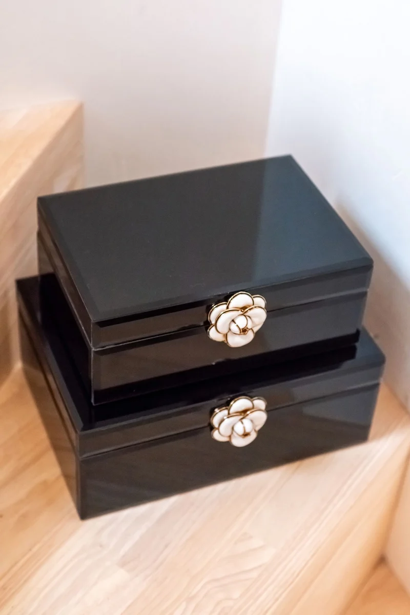 Aufbewahrungsbox Vivy black small – Schmuckbox mit Glasdeckel, schwarz