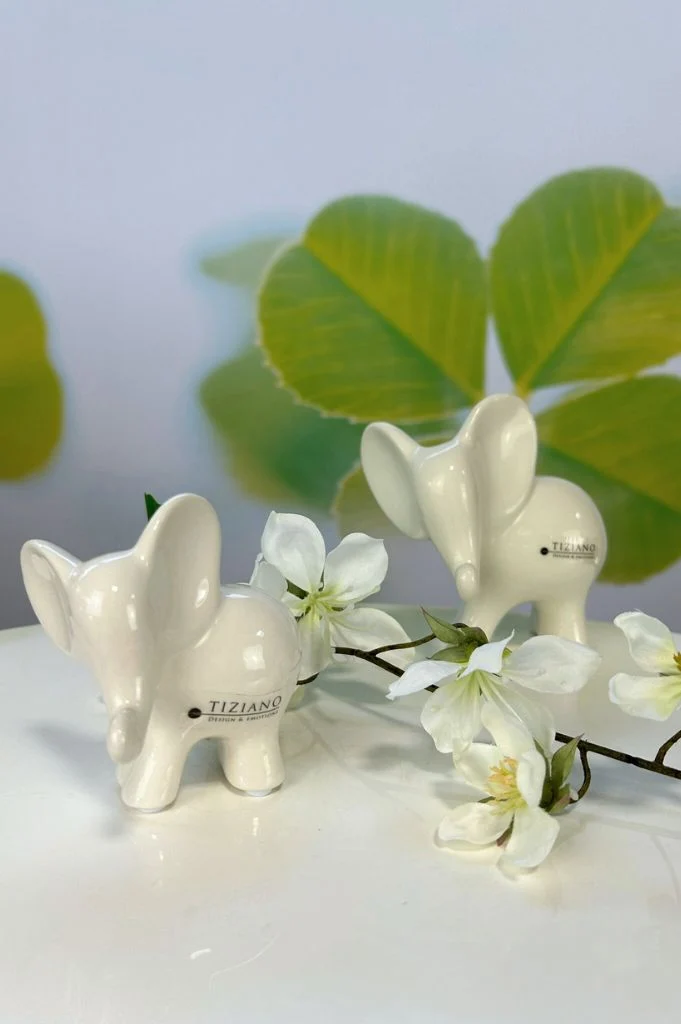 Dekofigur Deko Elefant Leon Schauend