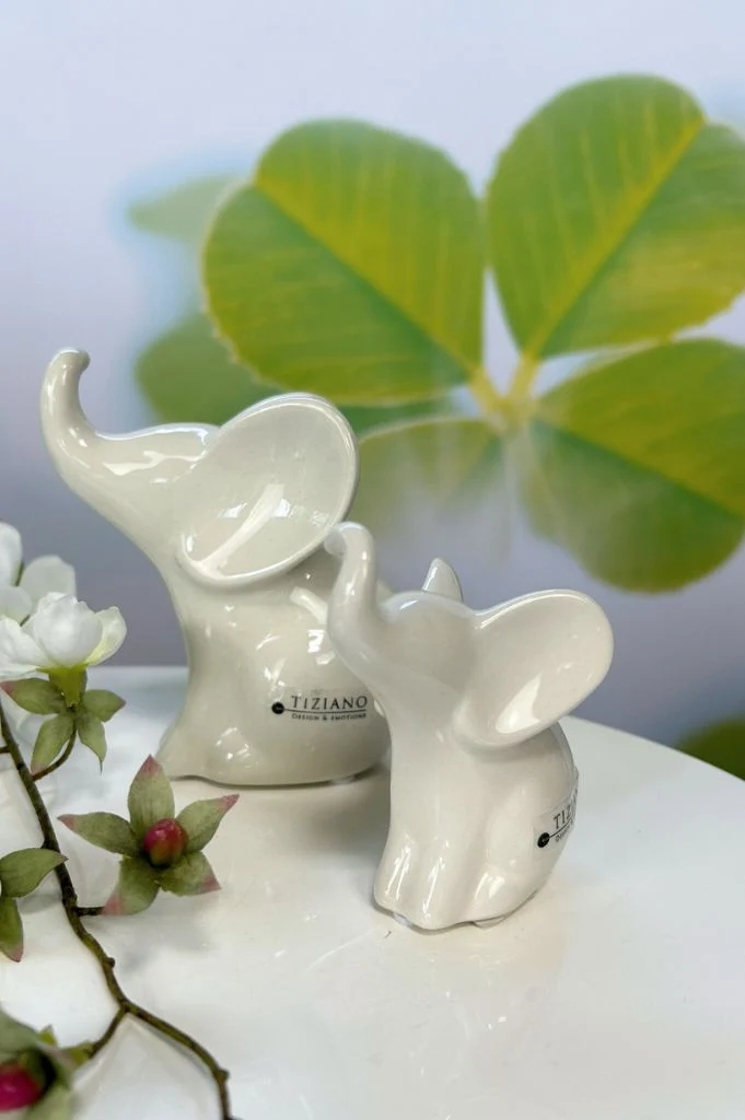 Deko Elefant Leon sitzend weiß-creme