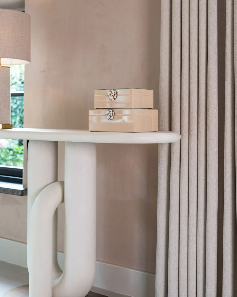 Aufbewahrungsbox Abbey ivory small – dekorative Box aus MDF & Glas